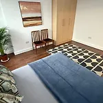 3 Bedroom In A Great Location