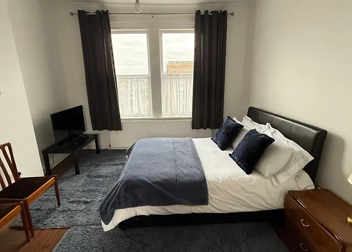 3 Bedroom In A Great Location
